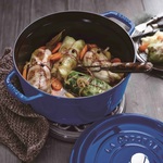 STAUB_royalblue_cookimage.jpg